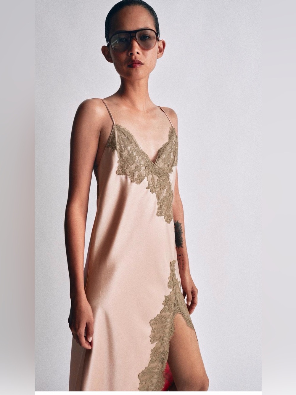 NWT ZW Zara Women’s  Asymmetrical Satin Effect Lace Dress Size Small - Picture 2 of 5